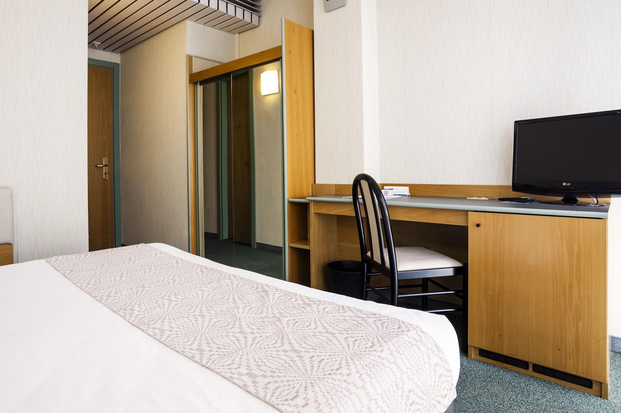 Best Western Hotel Residence Italia Quartu Sant'Elena Exterior photo